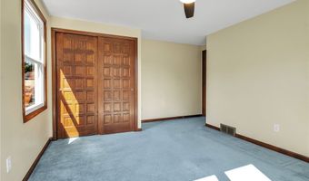 36 Schimwood Dr, Amherst, NY 14068