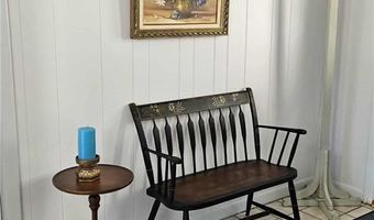 1 Brookdale Dr, Hopkinton, RI 02804
