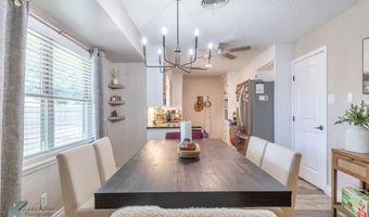 5274 Meadowick Ln, Abilene, TX 79606