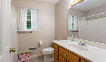 95 Cherokee Ave, Andrews, NC 28901