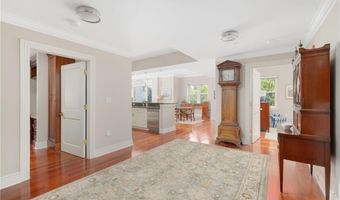 341 Thames St 209 S, Bristol, RI 02809