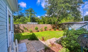 134 Sawyer Ln, Apalachicola, FL 32320