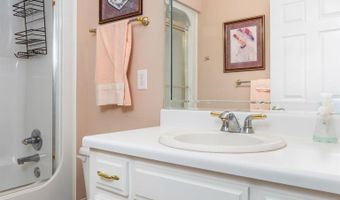 1538 HOLLY BERRY Way, Anniston, AL 36207