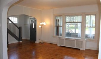104 S Main St, Altura, MN 55910