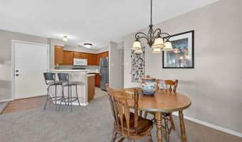 1315 Holgate Dr B, Ballwin, MO 63021