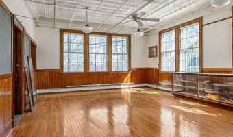 27 Ossipee Trl E, Standish, ME 04084