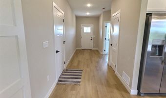 7541 Lake John Dr, Annandale, MN 55302