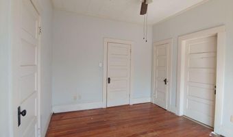 105 5th St, Abbeville, LA 70510