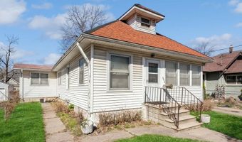 3010 Wright St, Des Moines, IA 50316