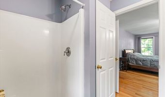 34 Chestnut Dr, Allenstown, NH 03275