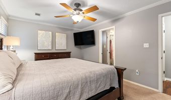 509 Sharon Oaks Ct, Benton, AR 72019