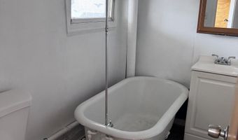 26 Dwight St 3rd floor, Bristol, CT 06010