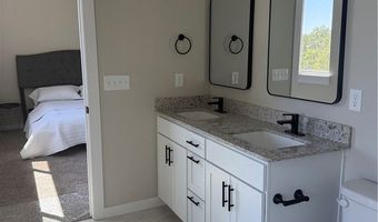 77 Shetland Dr, Bella Vista, AR 72715