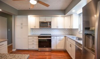 1803 Coffman St, Barboursville, WV 25504