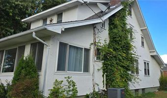 309 5th St SW, Austin, MN 55912