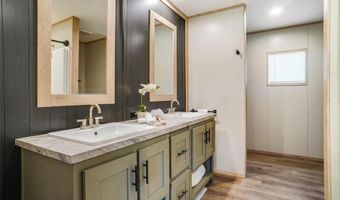 626 High View Dr, Weatherford, TX 76085