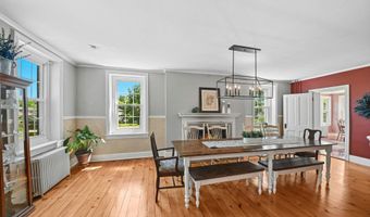 222 BASTIAN Ln, Allentown, PA 18104