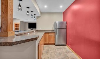 596 Vaughn Trl, Akron, OH 44319