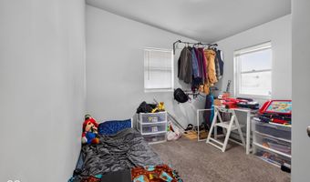 2029 Hendricks St, Anderson, IN 46016