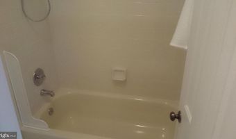 618 TAZEWELL St N, Arlington, VA 22203