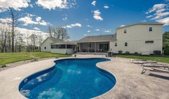917 McDonald Dr, Amsterdam, NY 12070
