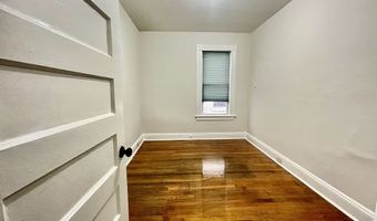 517 Brooks St, Bridgeport, CT 06608