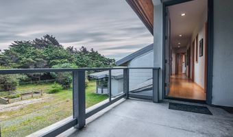 88675 WHITING Ln, Bandon, OR 97411