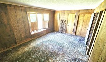8526 SE 70th Ter, Baxter Springs, KS 66713