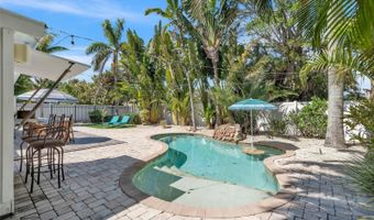 155 CRESCENT Dr, Anna Maria, FL 34216