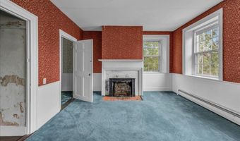 152 Church St, Belfast, ME 04915