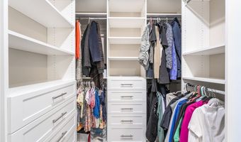 6472 Farness St, Las Vegas, NV 89135