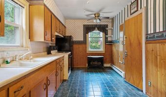 42 Collins Pl, Albany, NY 12208