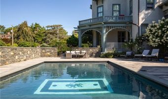 443 Bellevue Ave, Newport, RI 02840