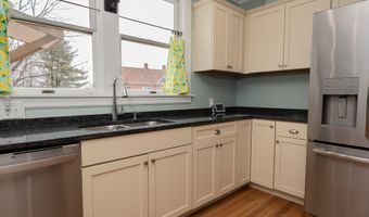 369 Ohio St, Bangor, ME 04401