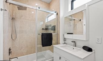 1002 RHODE ISLAND Ave NE 8, Washington, DC 20018