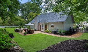 205 Mayfield Cir, Alpharetta, GA 30009