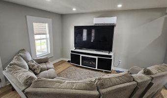 302 Frankfort St, Augusta, KY 41002
