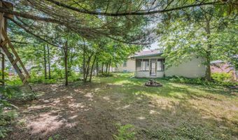 539 Brisbin St, Anoka, MN 55303