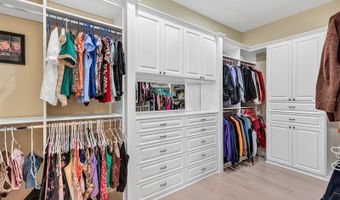 2616 N WESTMORELAND Dr, Orlando, FL 32804