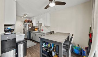 429 Mananai Pl 39U, Honolulu, HI 96818