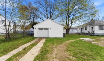 9 Youlden Ave, Cranston, RI 02910