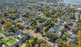 405 10th Ave, Belmar, NJ 07719