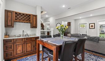 313 Rice St, Anoka, MN 55303