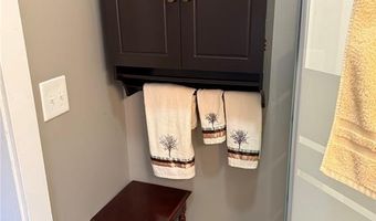 1638 Jersey St, Alton, IL 62002