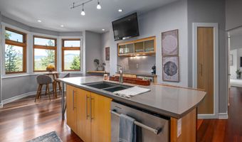 1694 Old Siskiyou Hwy, Ashland, OR 97520