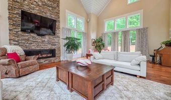 14 Allatoona Estates Dr SE, Acworth, GA 30102