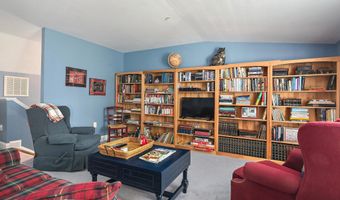 10 SAILORS Way, Annapolis, MD 21403