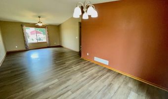 1905 20th St SW, Austin, MN 55912