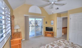 19 Centerboard Dr, Bayville, NJ 08721