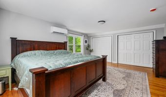 284 Bragg's Ln, Barnstable, MA 02630